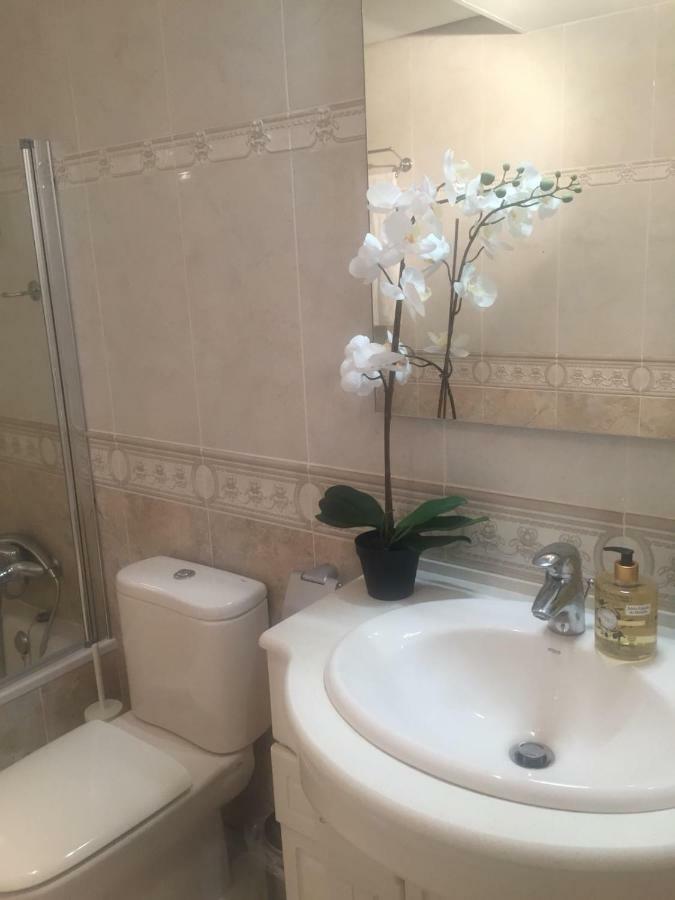 Poseidons Pearl Duquesa Appartement Manilva Buitenkant foto